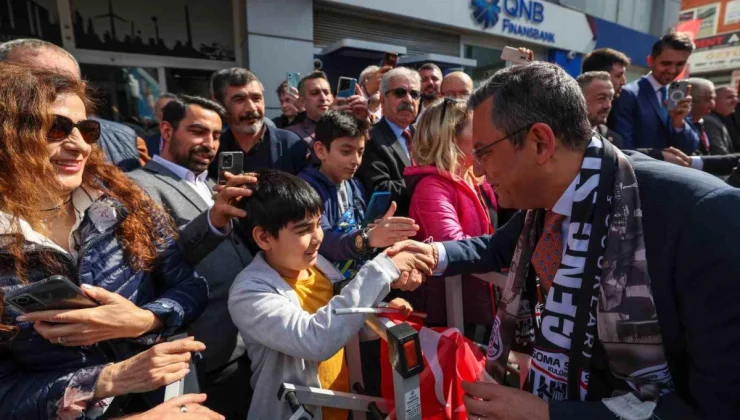 CHP Genel Başkanı Özgür Özel: Türkiye’yi sevenlerden oy istiyoruz