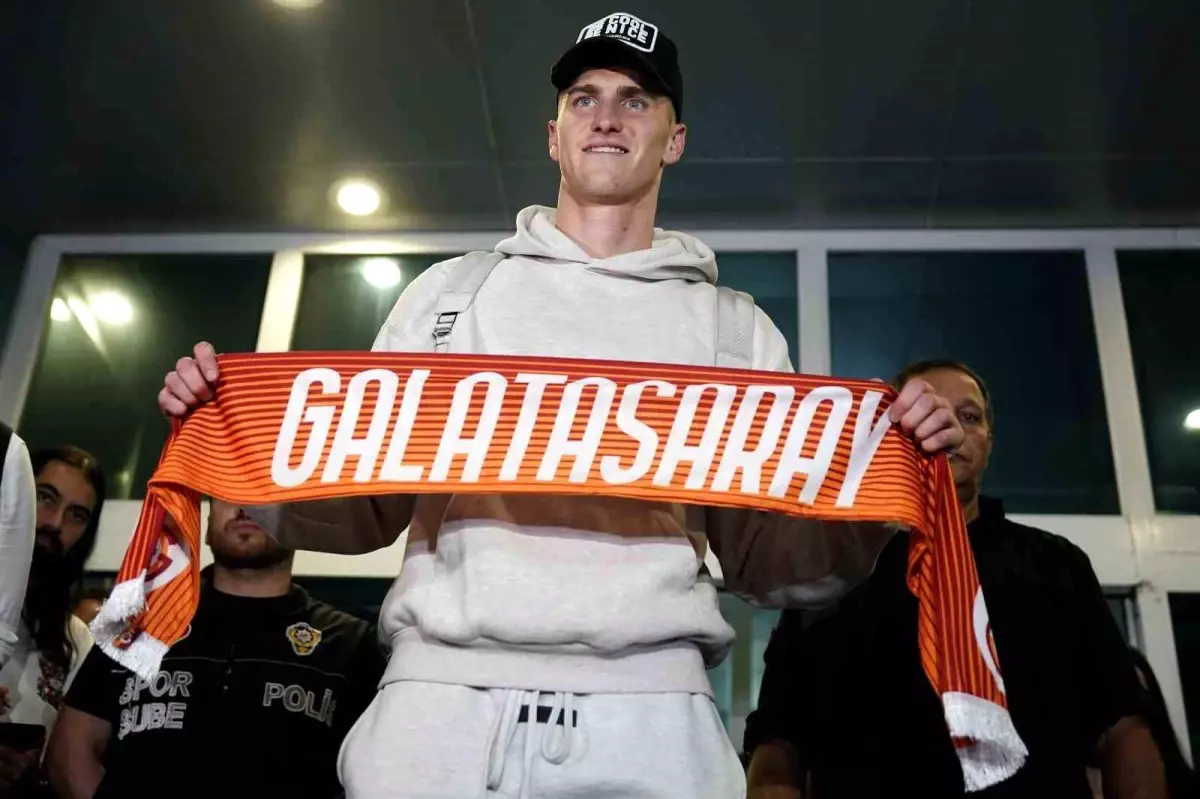 Galatasaray’da İlk Macar Futbolcu: Roland Sallai