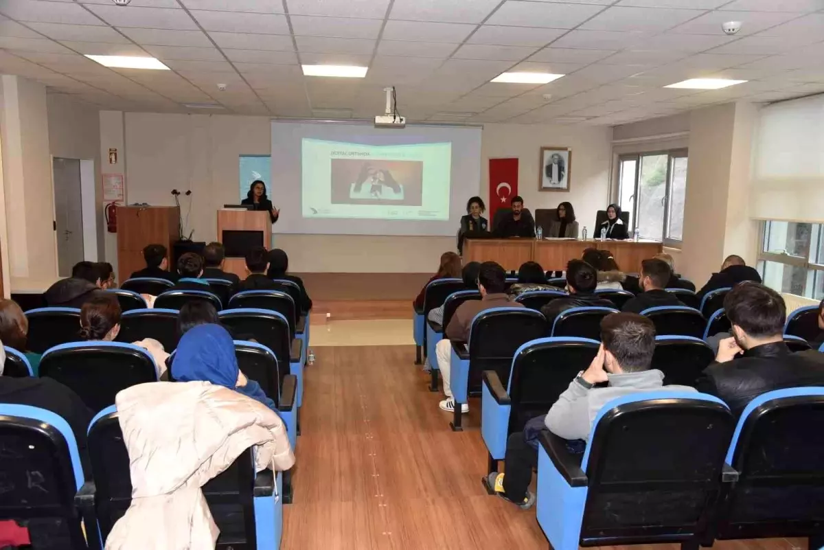 Düzce’de Dijital Ortamlarda Kadına Yönelik Şiddet Semineri Düzenlendi