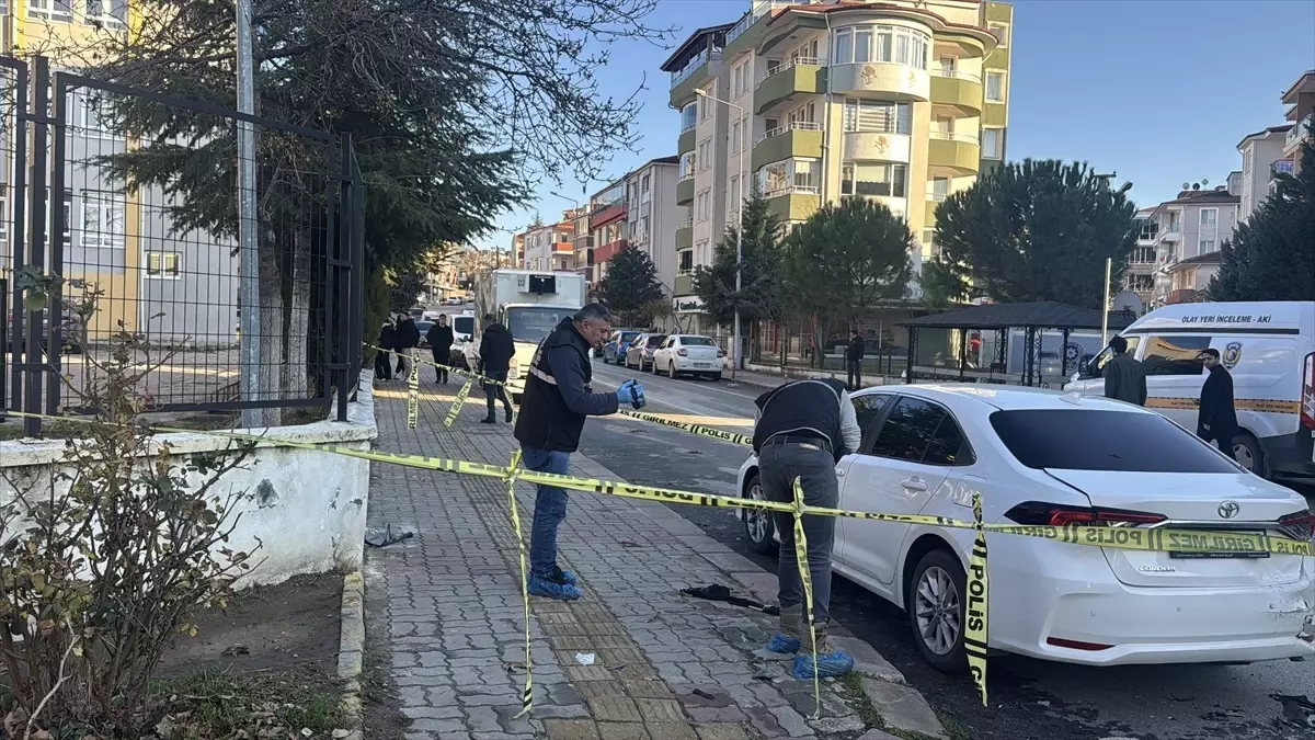 Edirne’de Lise Öğrencisi Bıçakla Yaralandı